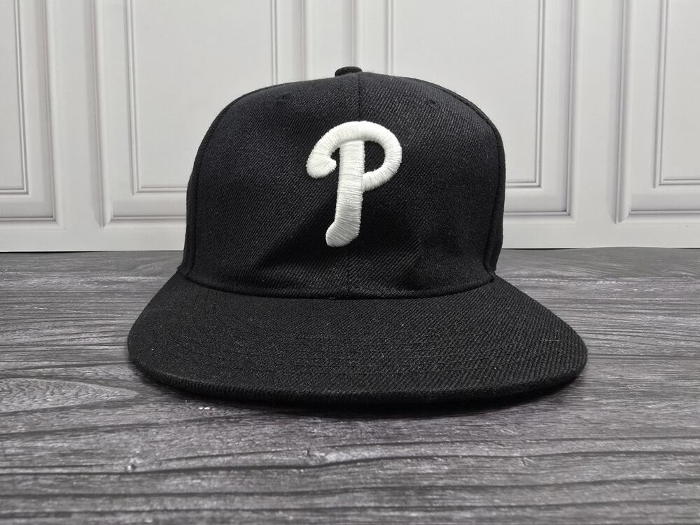 RARE Custom Muka x New Era Philadelphia Phillies Fitted Hat 7 1/8 Black White